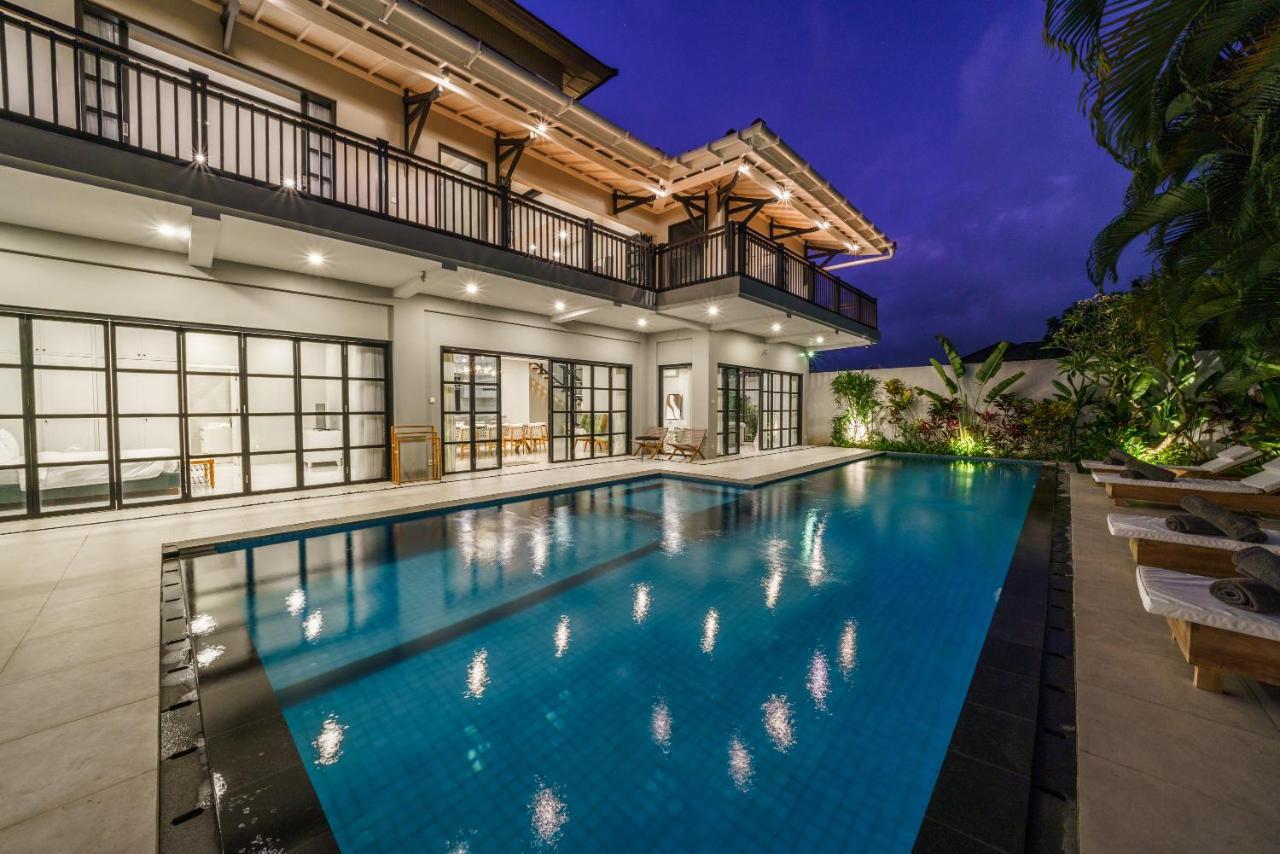 Villa Okenada - Modern 5-Bedroom Pool Villa In Berawa! Canggu Eksteriør bilde